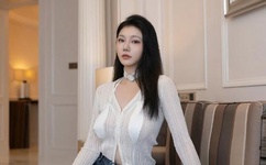 宝贝腿张大点就可以吃到扇贝了